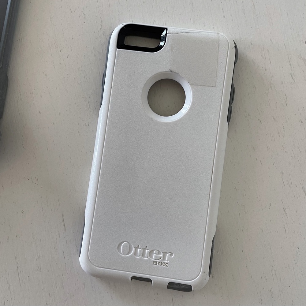 OtterBox Case Set - Picture 2 of 14